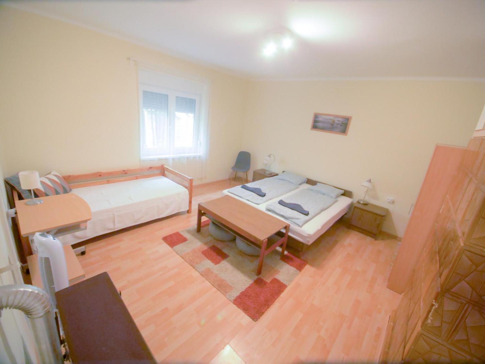 Estike Apartamento Balatonlelle Exterior foto
